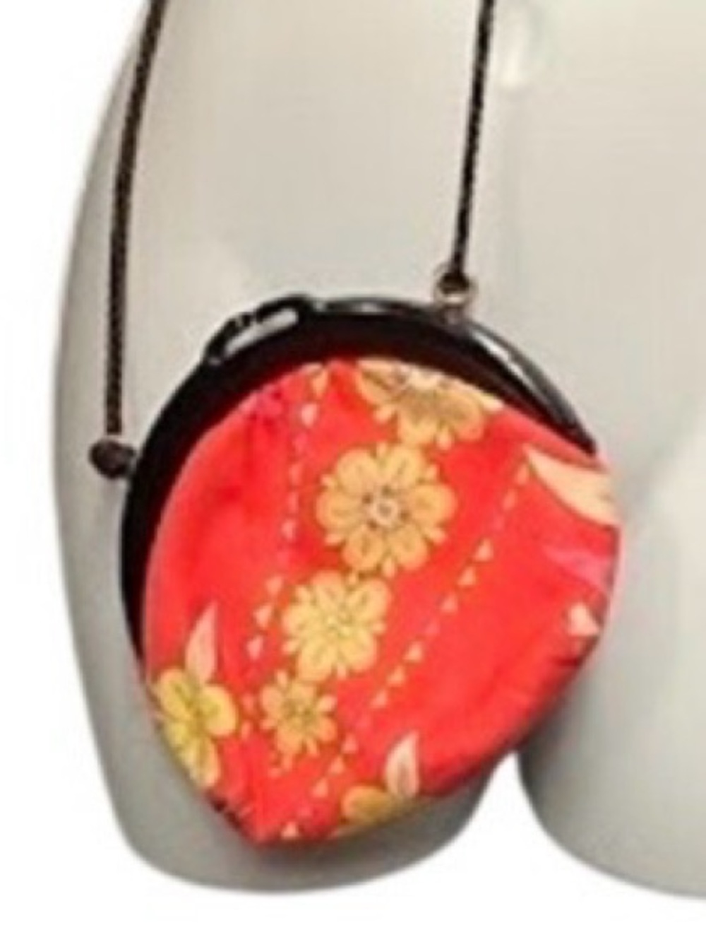 Emilio Pucci Red Floral Shoulder Bag with Black Trim - Picture 3 of 9